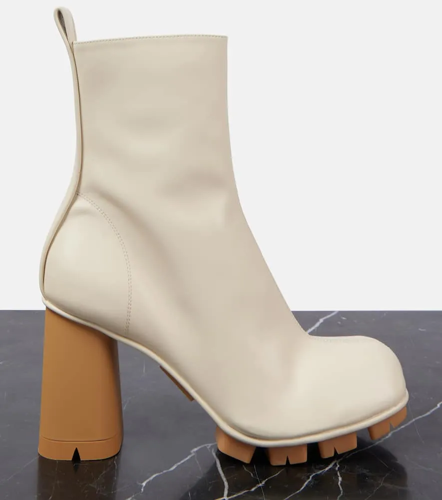 Bottega Veneta Shore leather ankle boots