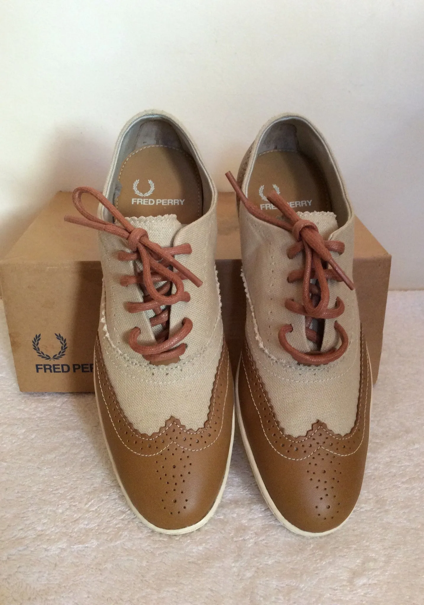 Brand New Fred Perry Beige Canvas & Tan Lace Up Shoes Size 4/37