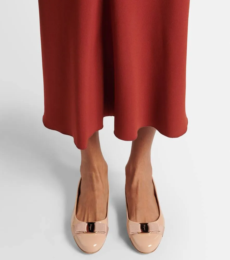 Ferragamo Varina bow-detail patent leather ballet flats